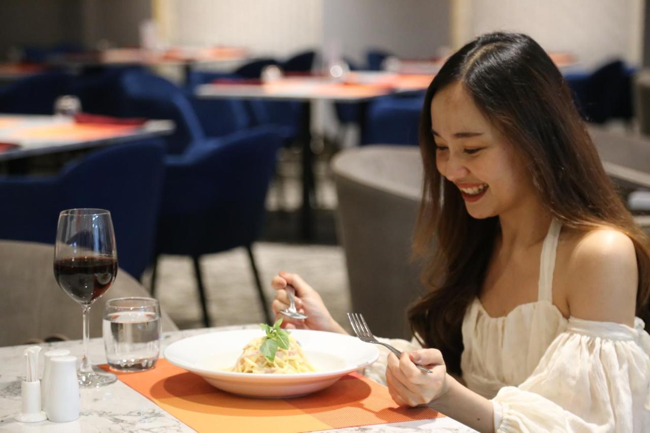 Sr Boutique Hotel Thakhek Ngoại thất bức ảnh